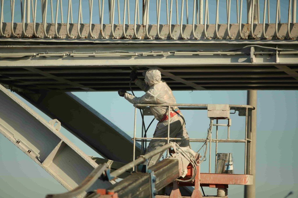 Green protective coating on pipes